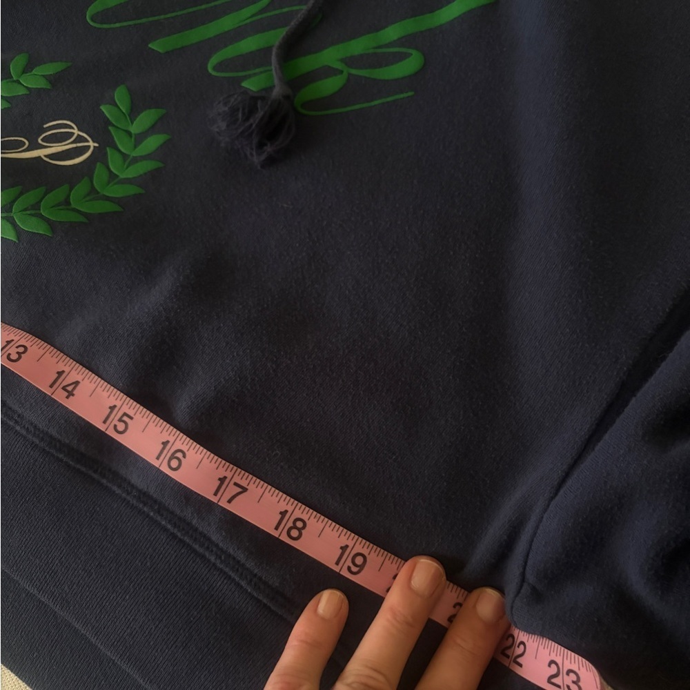 Great condition L PINK Victoria's Secret Navy Cropped Hoodie with Green Logo. - Picture 10 of 10